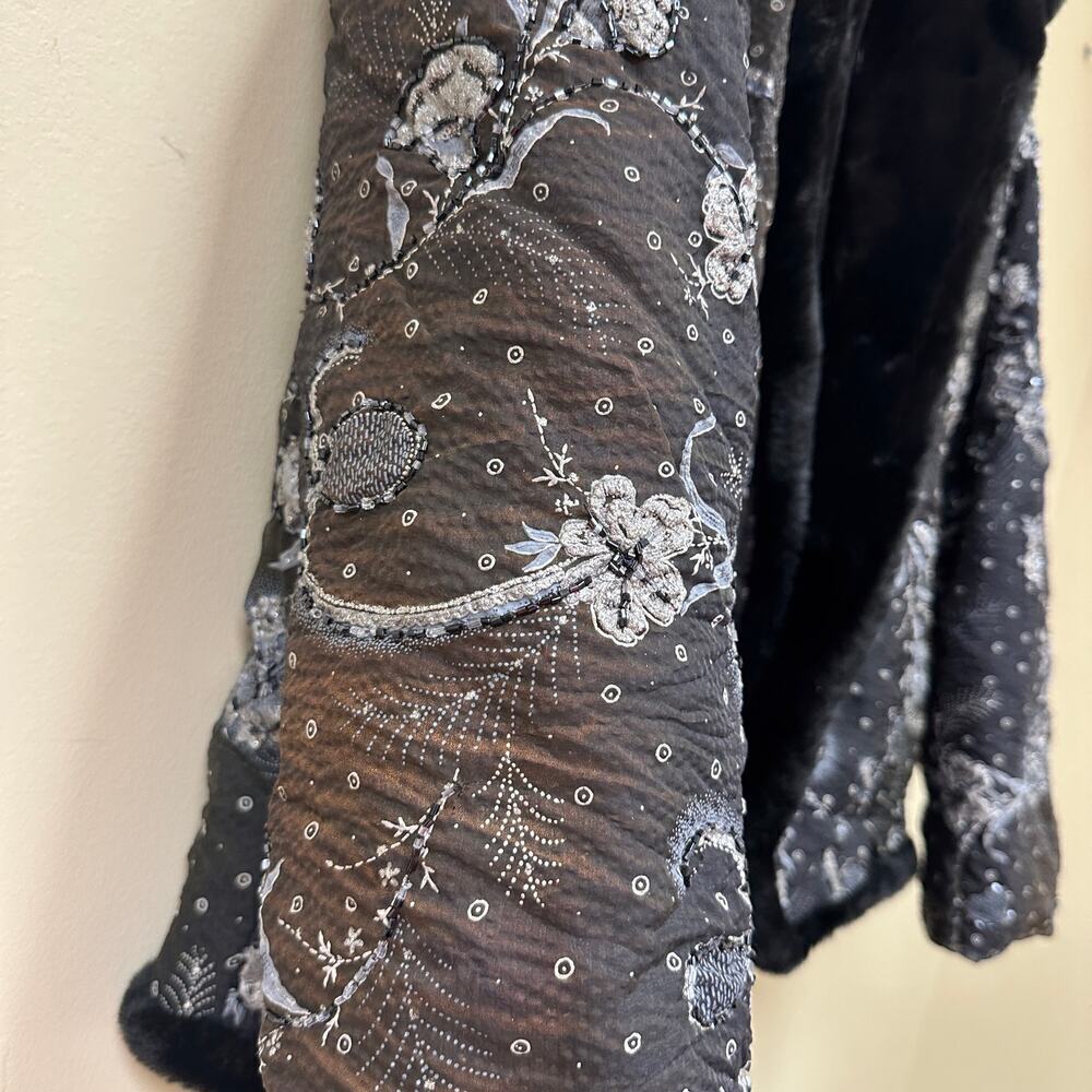 Vintage Floral Pattern Size M Black Beaded Puffer Jacket Trim FLAWED - Picture 8 of 11